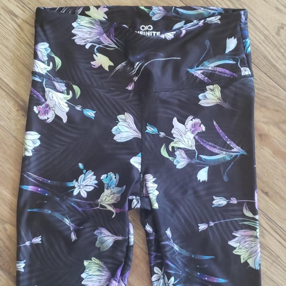 Tights - Picture 2 of 2
